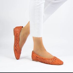 BRAND NEW WHITEMT LACE CUT OUT KID RED FLAT SHOE G1